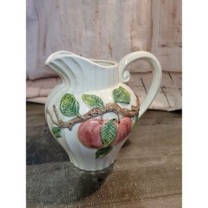 Omnibus japan pitcher red apple ceramic leaf‎
